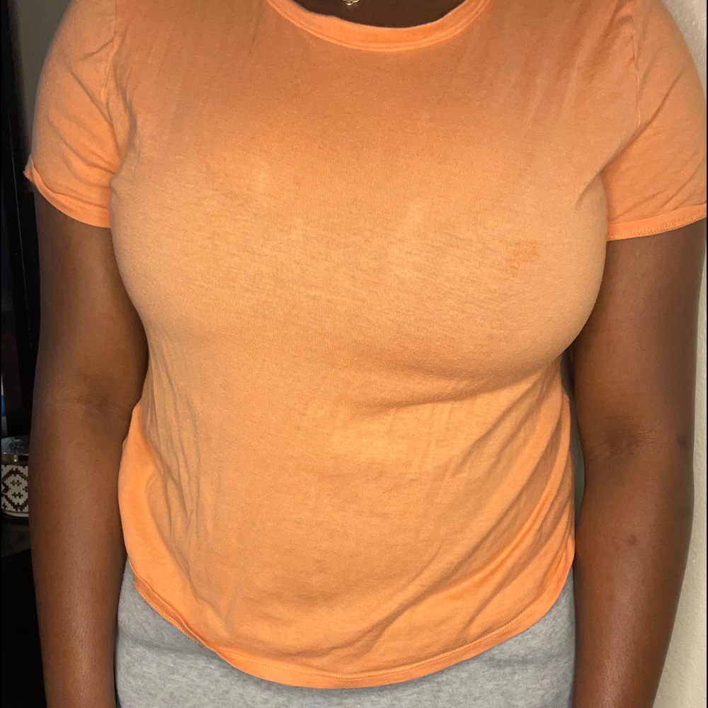 Coral top